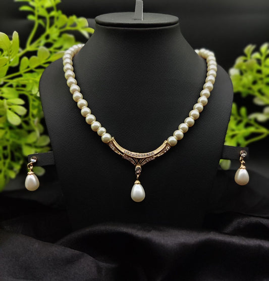 Imported Elegant Gold-Plated Pearl Necklace with Teardrop Pendant | Women's Luxury & Bridal Jewellery